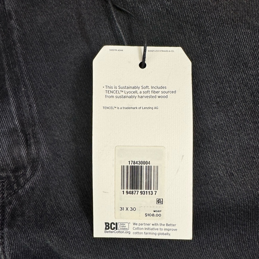 NWT Levi's Premium Loose Straight Leg Black Jeans Women’s Size 31 - Picture 4 of 7